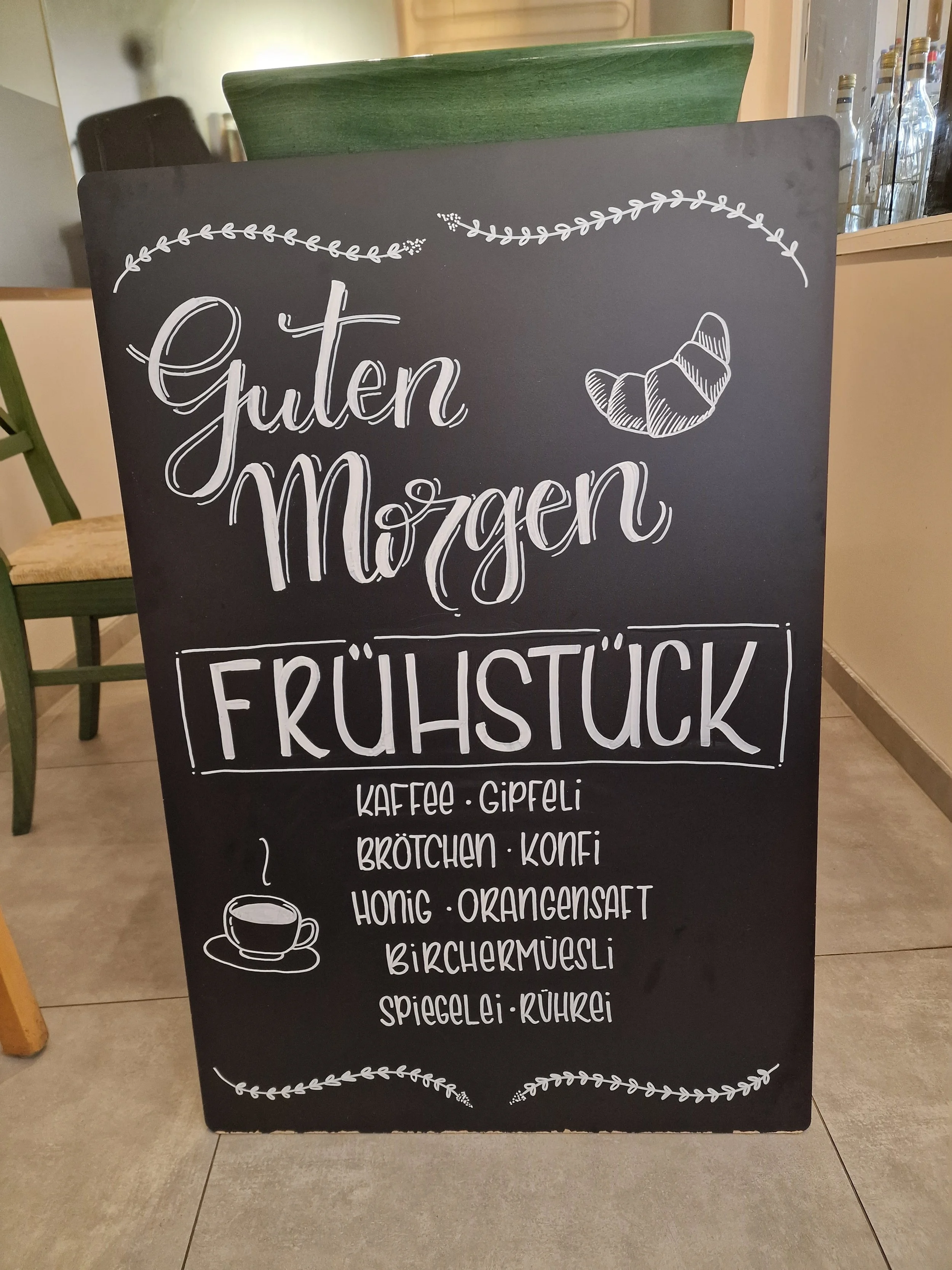 tafelbeschriftung-tafel-dorfletterei-martina-erni-gander-handlettering-beckenried-nidwalden-workshop-kurs-11.jpg