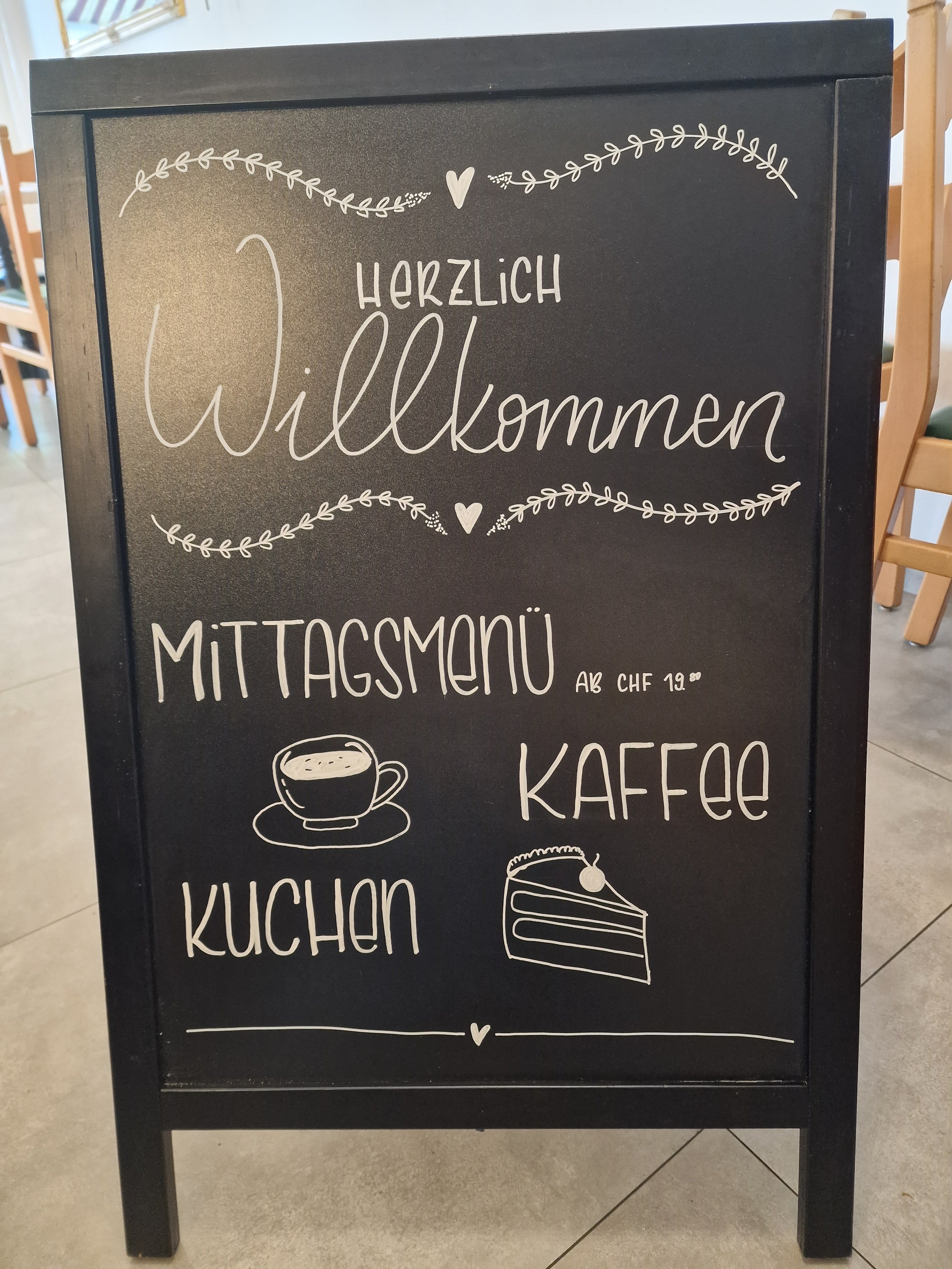 tafelbeschriftung-dorfletterei-tafel-martina-erni-gander-handlettering-beckenried-nidwalden-workshop-kurs-12.jpg