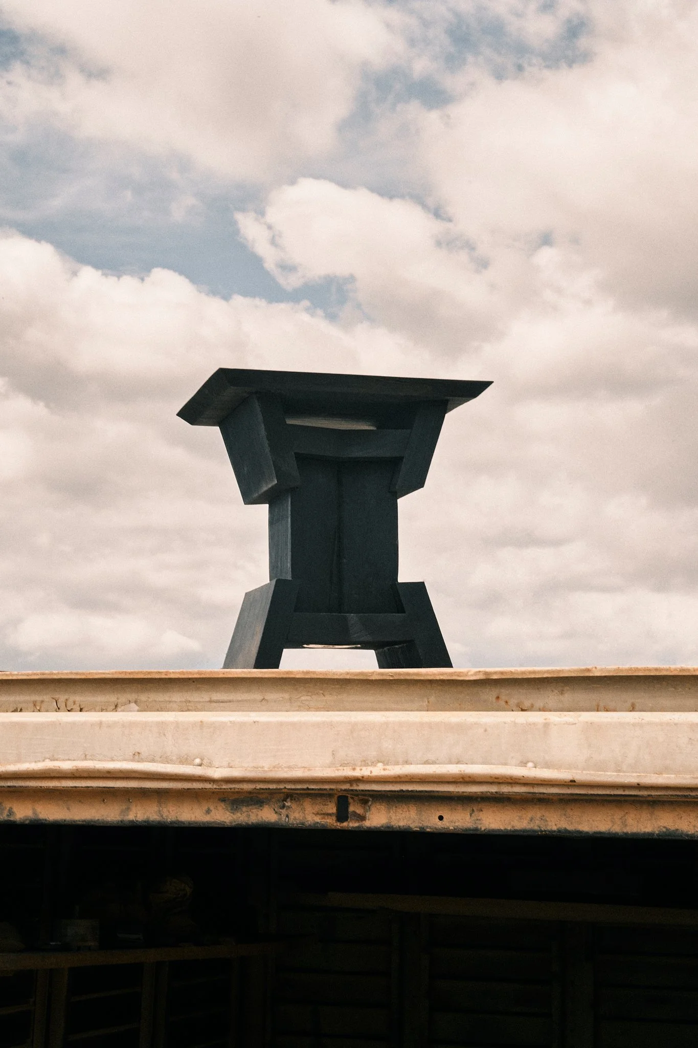 CarmWorks_Furniture_Bersek_table 25 1.jpg