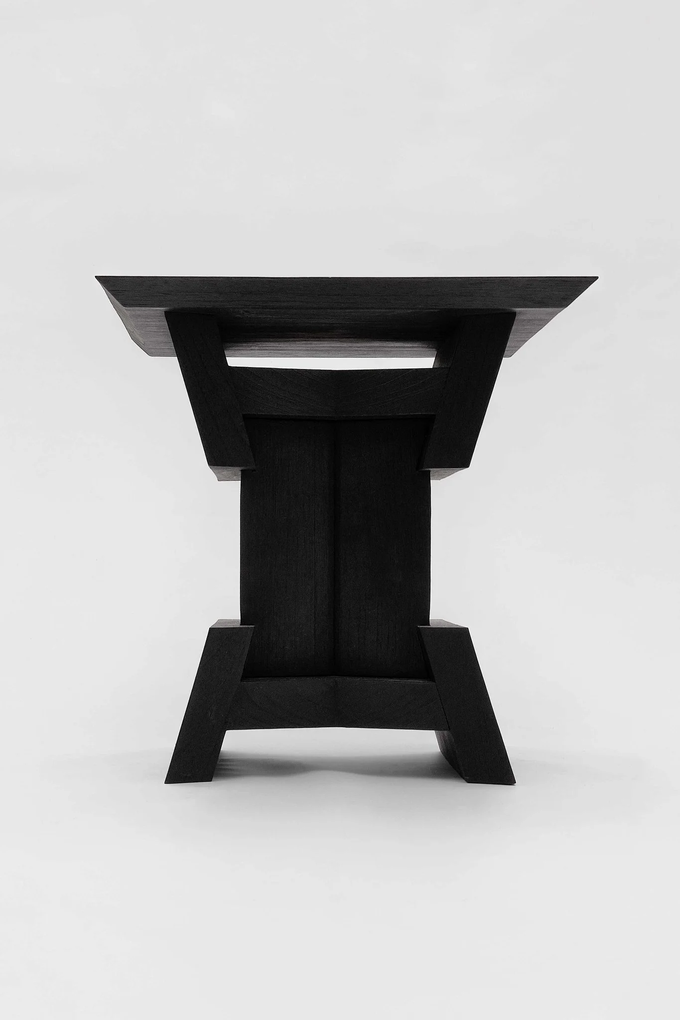CarmWorks_Furniture_Bersek_table 10.jpg