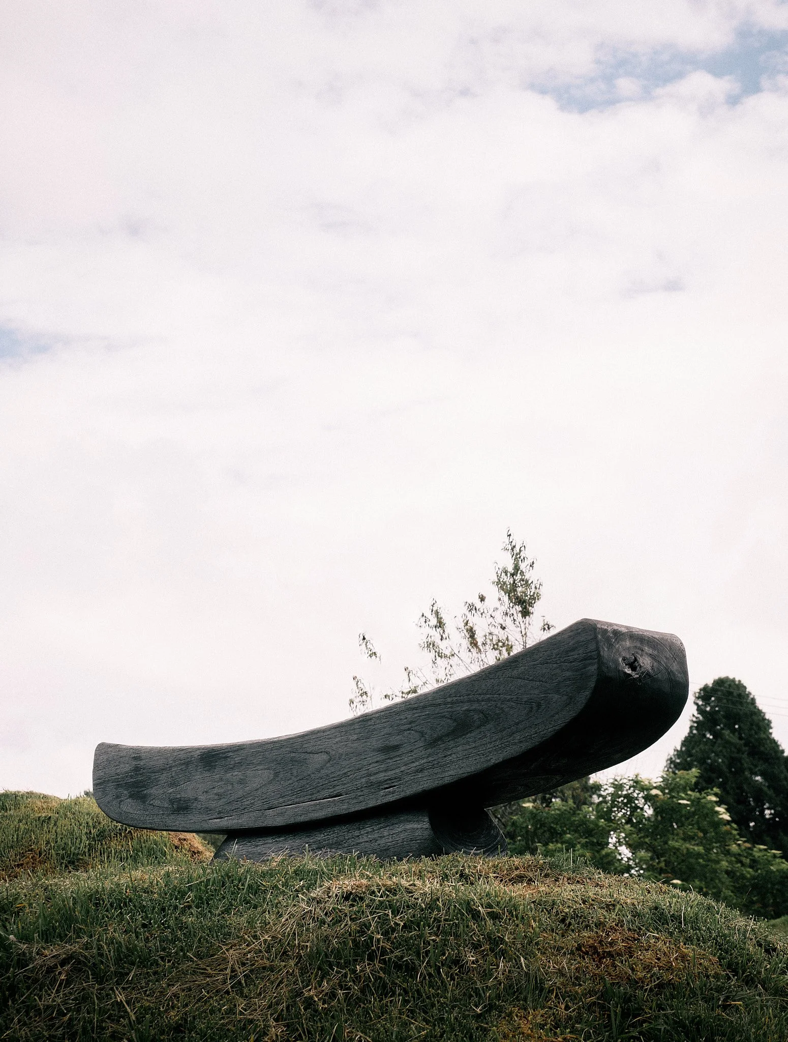 CarmWorks_Furniture_Darka_Bench 7.jpg