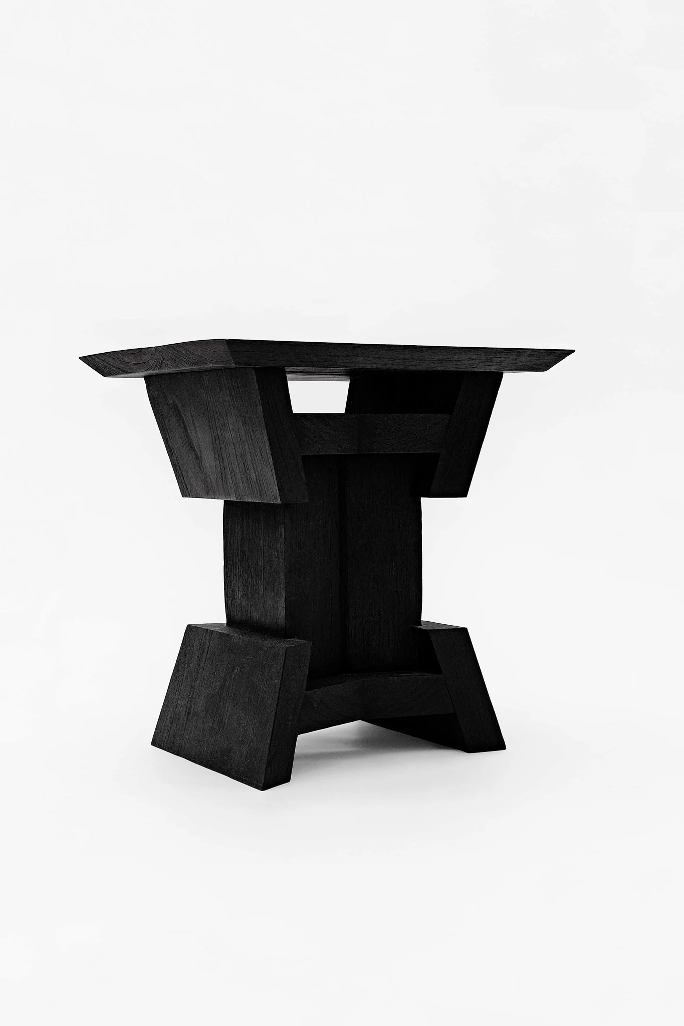 CarmWorks_Furniture_Bersek_table 9.jpg