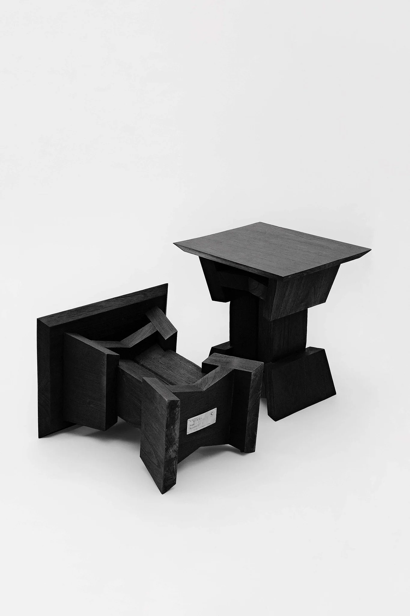 CarmWorks_Furniture_Bersek_table 14.jpg