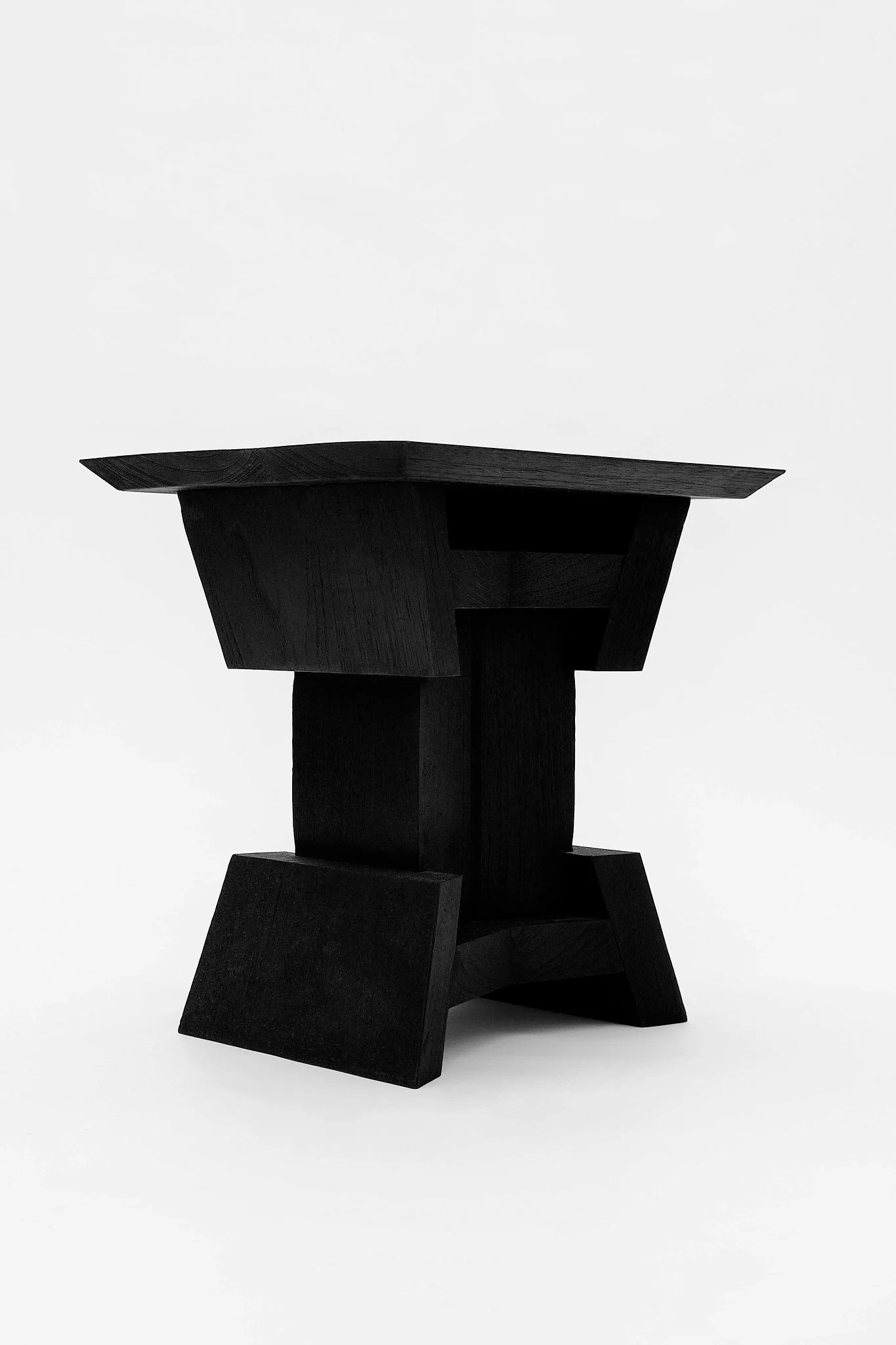 CarmWorks_Furniture_Bersek_table.jpg