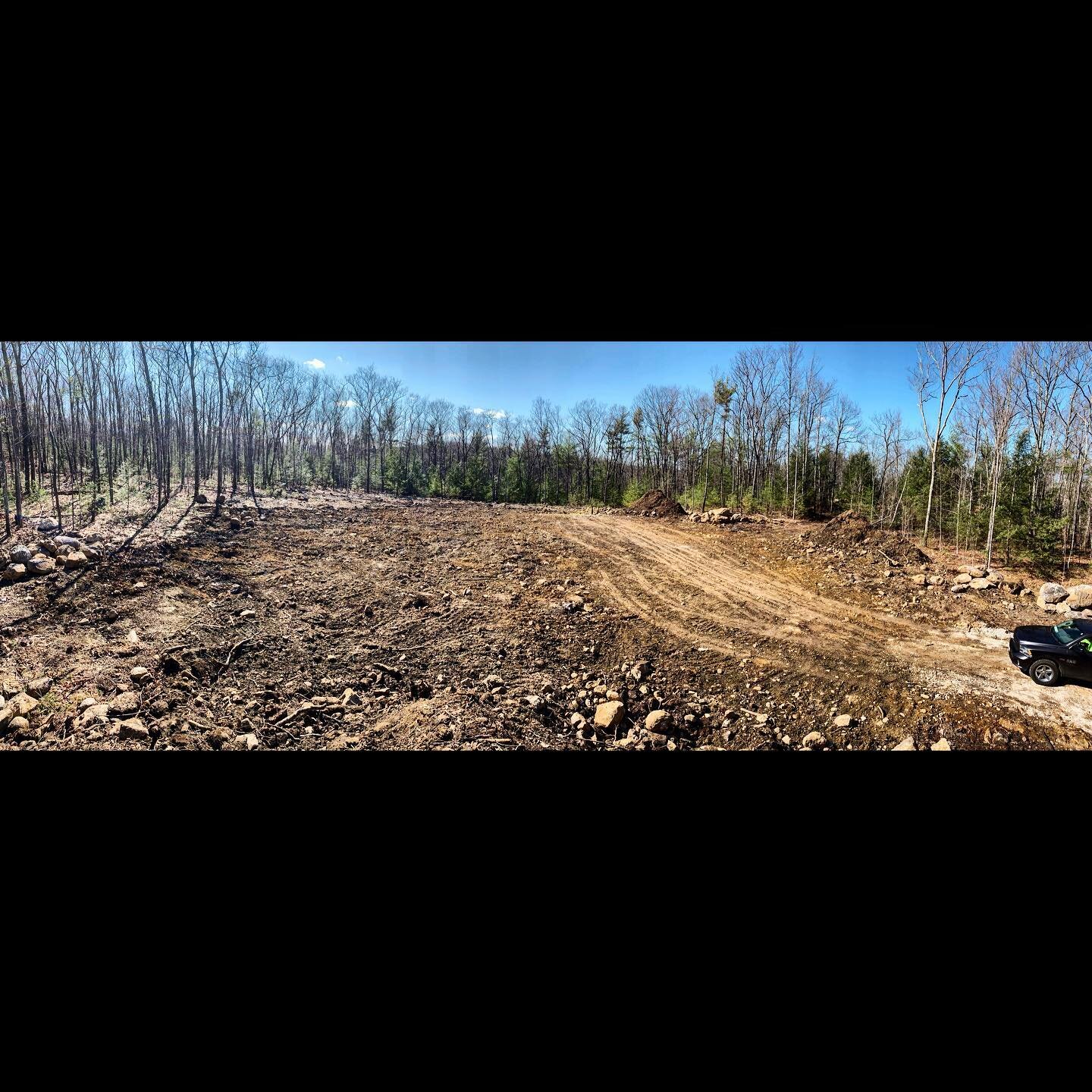 Top of the dirt pile views! Foundation next up 🏘
.
.
.
#newbuild #newhome #interior #interiordesign #homedecor #newbuildhome #home #newbuildjourney #homesweethome #homeinspo #construction #homeaccount #design #newhouse #interiors #homedesign #instah