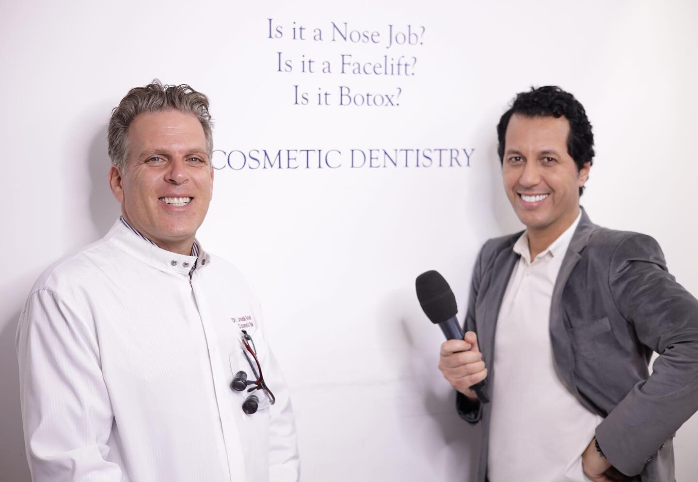 While interviewing reputable Middle East &amp; Beverly Hills &amp; Cosmetic dentist @topbeverlyhillsdentist #Josephgoodman #simobb Pic by @infinitephotocreations