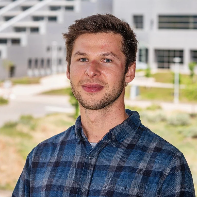      

 
   It all begins with an idea. Maybe you want to launch a business. Maybe you want to turn a hobby into something more. Or maybe you have a creative project to share with the world. Whatever it is, the way you tell your story online can make