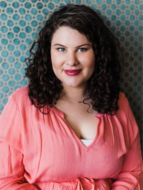 Meet Jeri Walsh - Your &ldquo;Esty Besty&rdquo; and Glow Up Guru

Jeri is the owner of Golden Laser Aesthetics and your go to gal for all things skin. Her motto? &ldquo;If you have skin &mdash; come see me!&rdquo; Whether you&rsquo;re after a little 