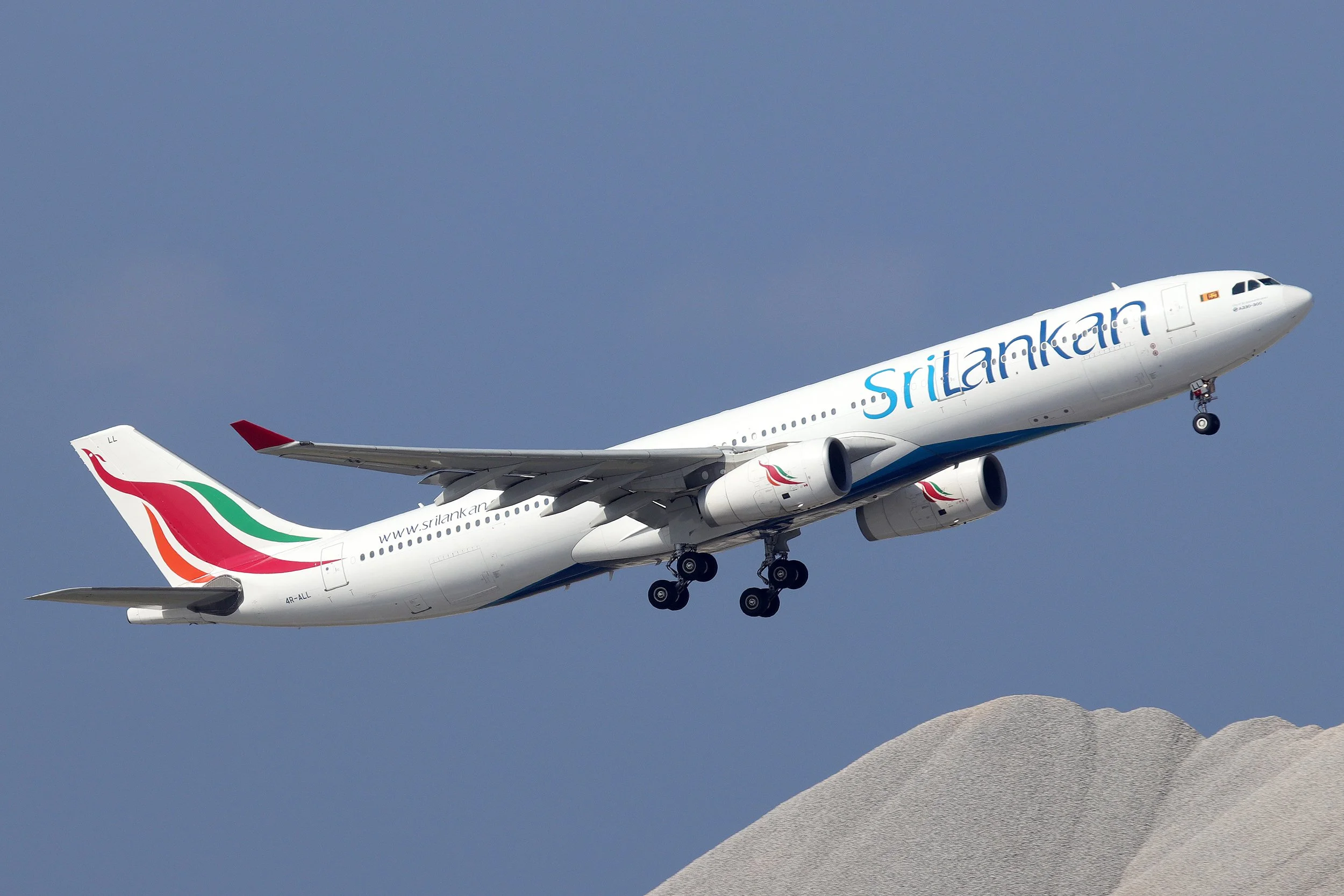 SriLankan Airlines Seeks Potential Gulf Buyers, Expansion