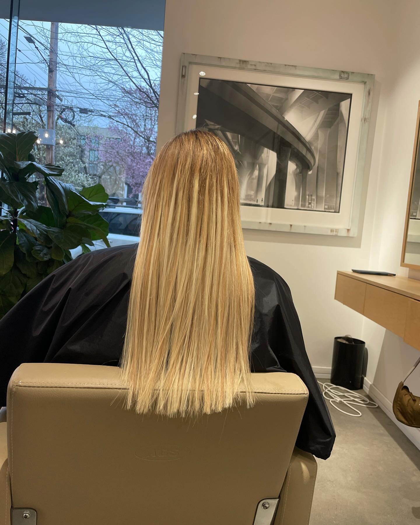 Sweet little lady . Short to long all in a days work. #pdxhairstylist #pdxhair #portlandhairstylist #portlandhairextensions #behindthechair #remyhairextensions#pdxhairextensions #pdxhairextensionspecialist #nwsalon #portlandoregonhairextensions