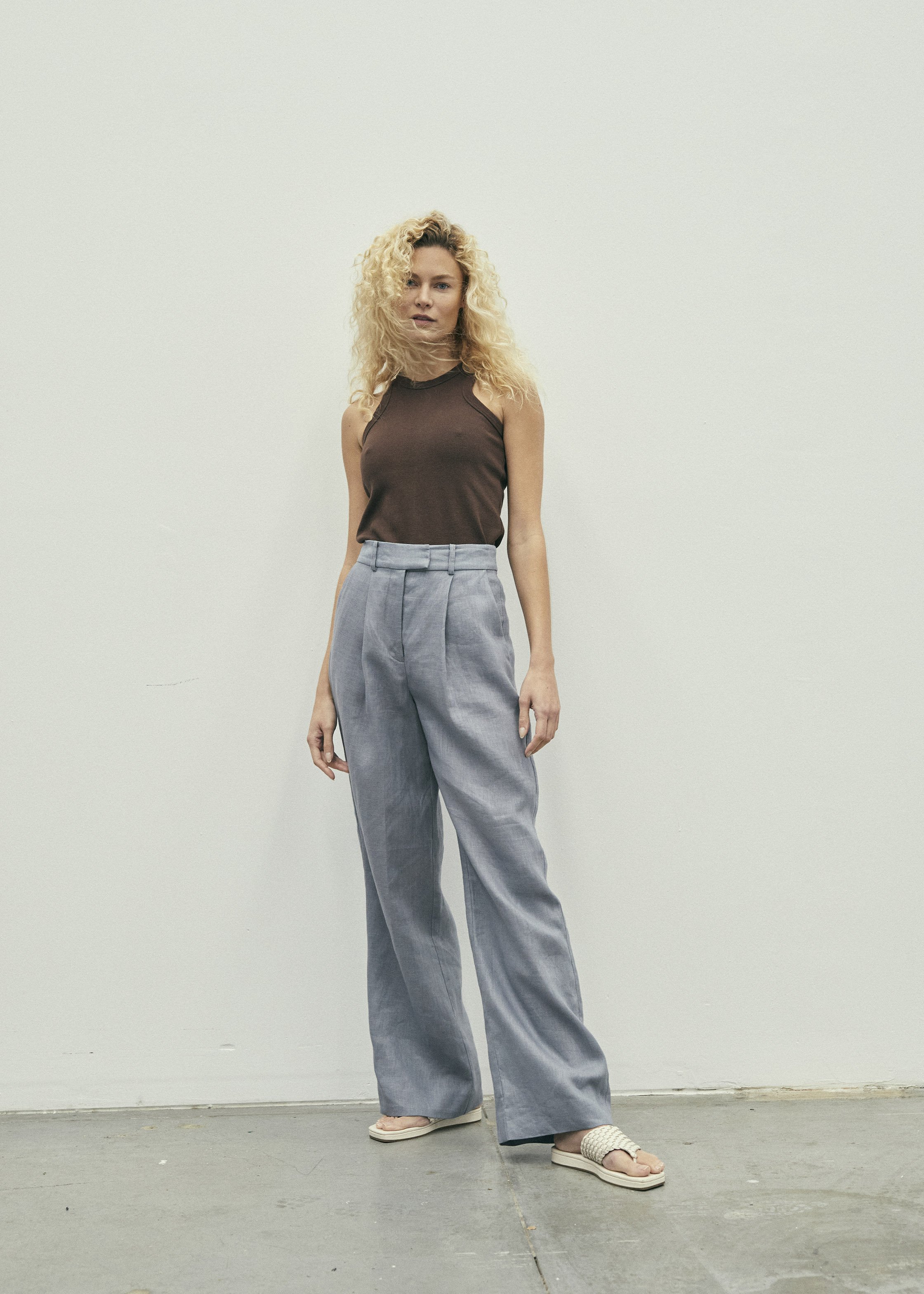 210812_FWF_SH01_0045-Drew_Trousers_Classic_Tank.jpg