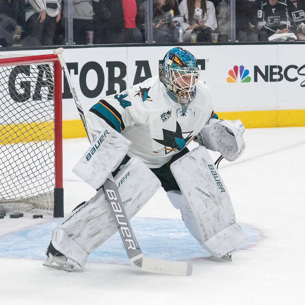 The Ottawa Senators have signed goalie James Reimer to a one year contract 