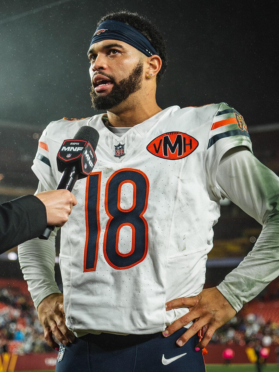 Chicago Bears Quarterback Caleb Williams has gifted the pope with an autographed jersey 