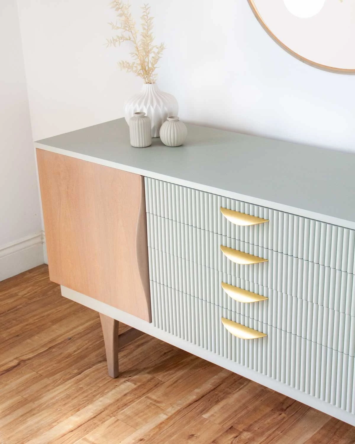 Sideboard---Mid-Century---Eucalyptus_sm_02.jpg