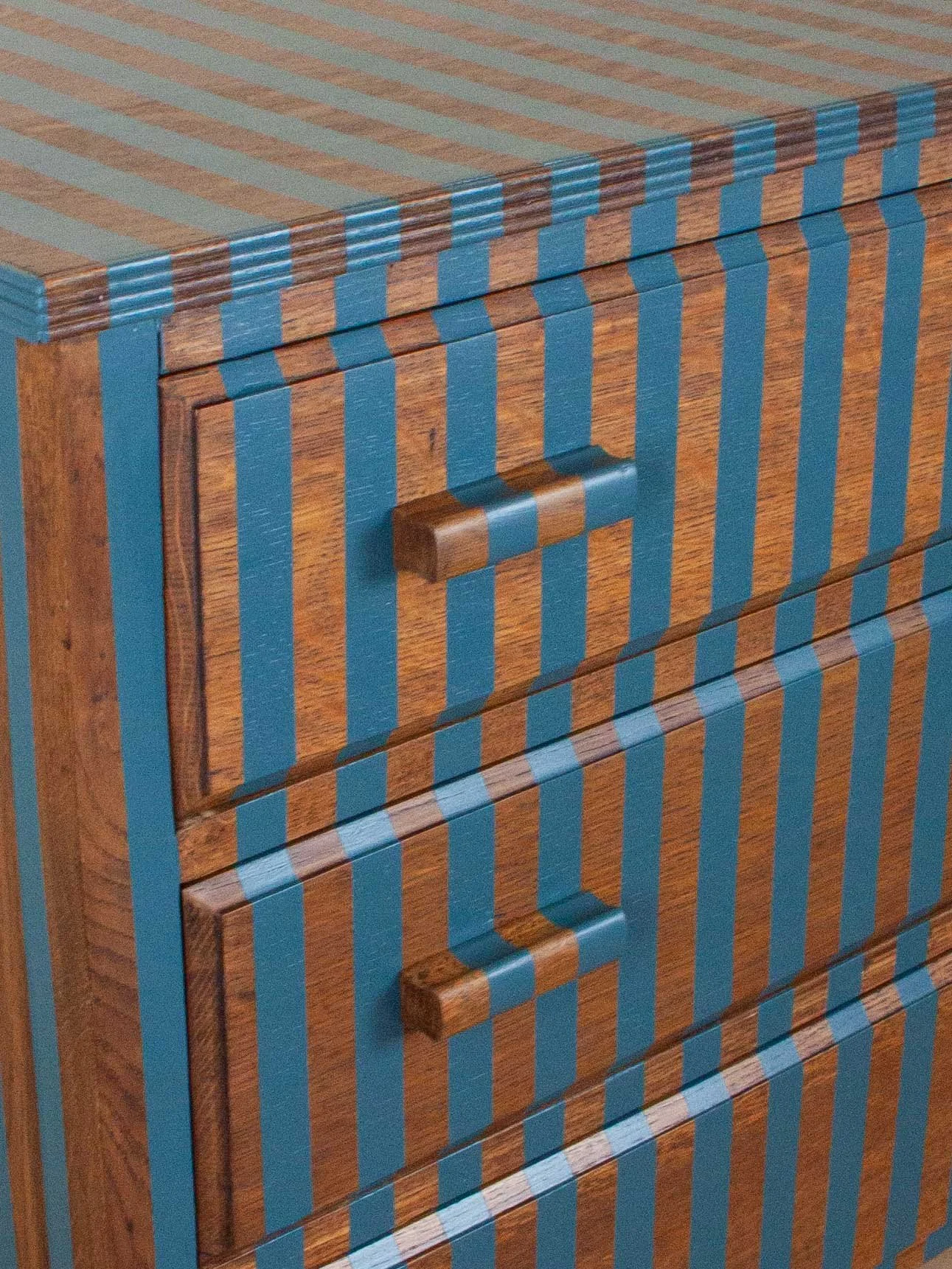 Striped-Chest-of-Drawers_04_Post.jpg