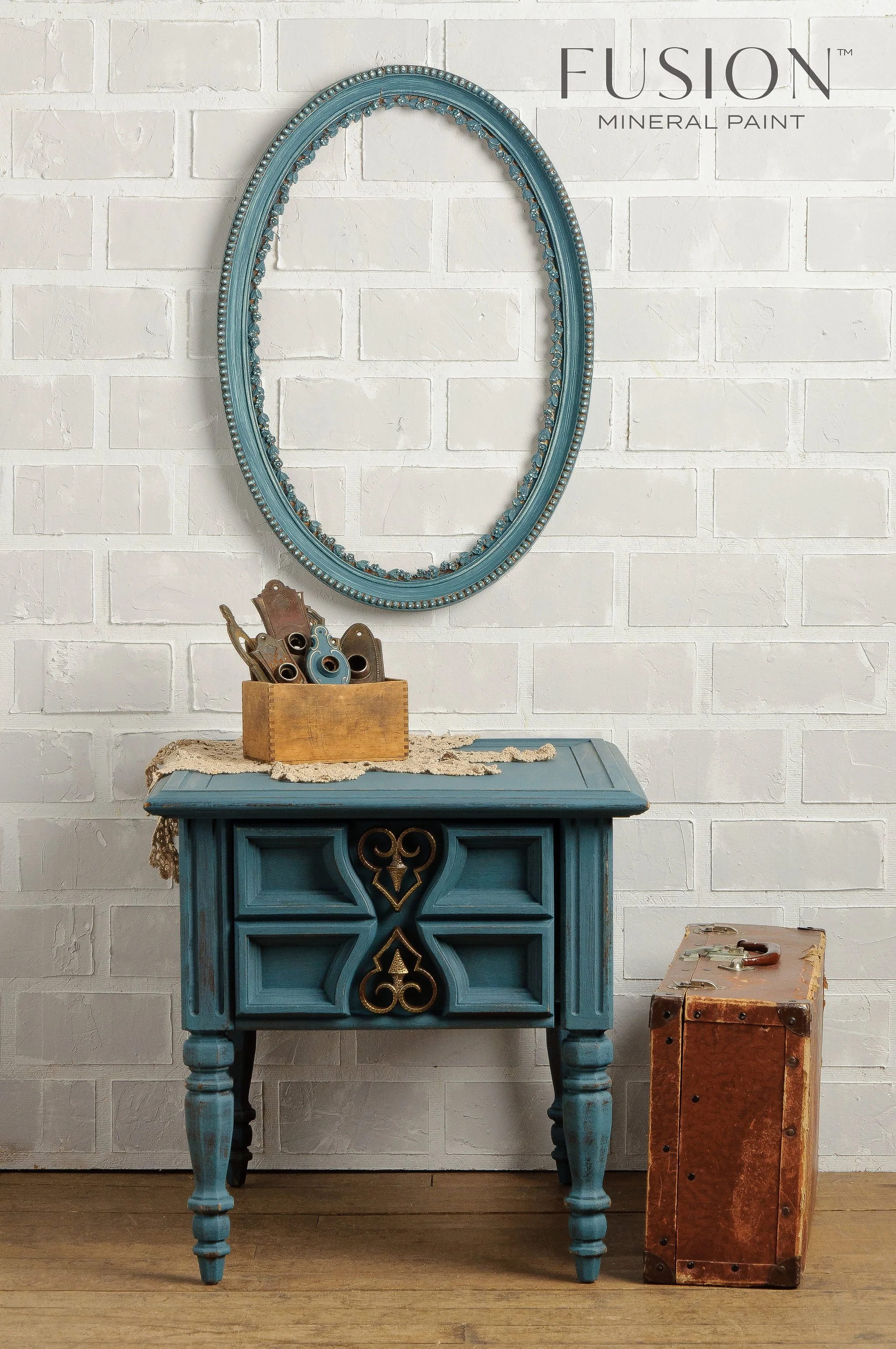 HOMESTEAD-BLUE-MIDDLE.jpg