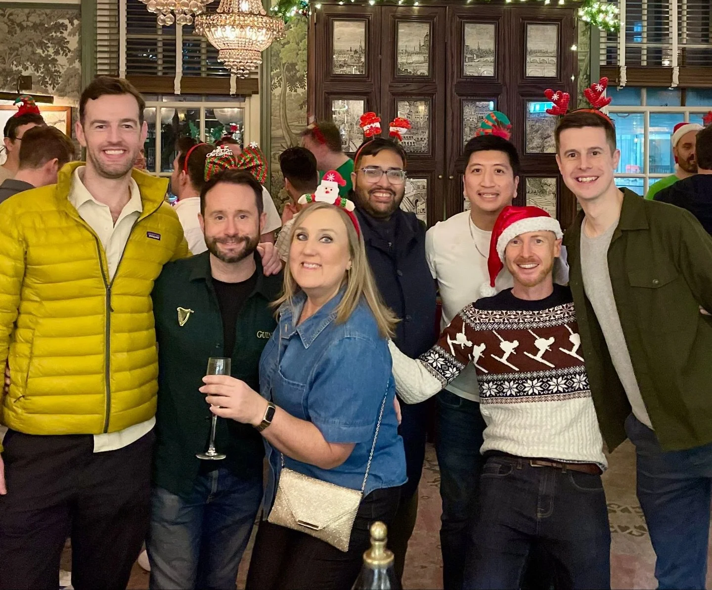 🥂🍾🍺🍷🍸🍹 Festive drinks done the Spinder way! We couldn&rsquo;t do festive season without you! 🥂