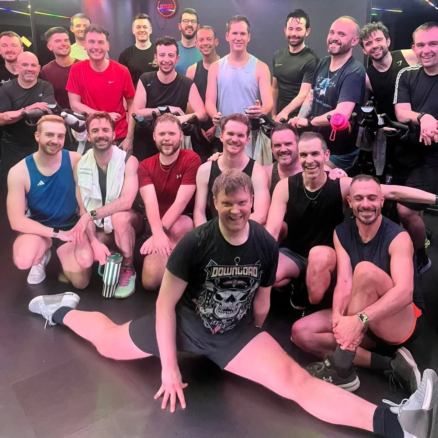 Love was in the air in the Spinder studio tonight!  Amazing work Spinderellas!  We felt the love so much that we had to do the splits!! Now it's time to kick off your valentines weekend with a social at The Village! ❤️🌹