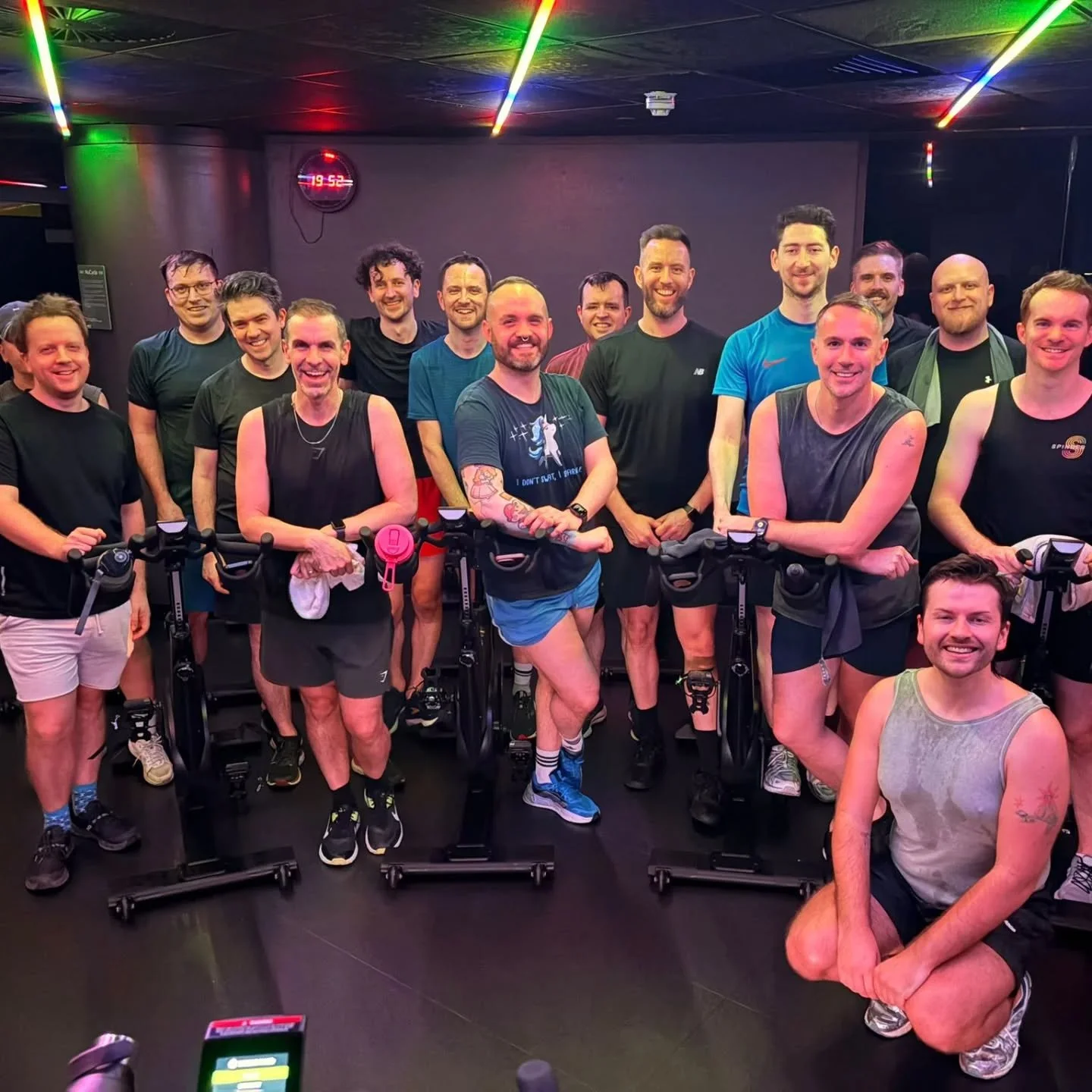 It was a magic Wednesday with Mike and his Pop Bands tonight!  Amazing work Spinderellas that was an epic workout!  Now time to enjoy your Pizza social! 🍕🍕

Join us on Friday for some Pop Banger Remixes to kick off your weekend! 🌈🚴&zwj;♀️❤️