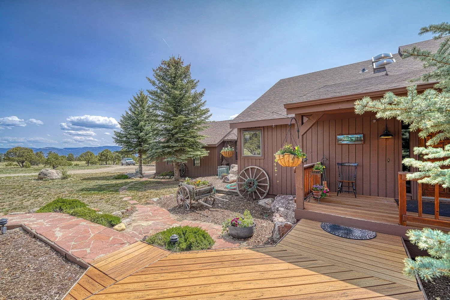 13400 Dry Gulch Rd Nathrop CO-large-039-042-Patio-1500x1000-72dpi.jpg