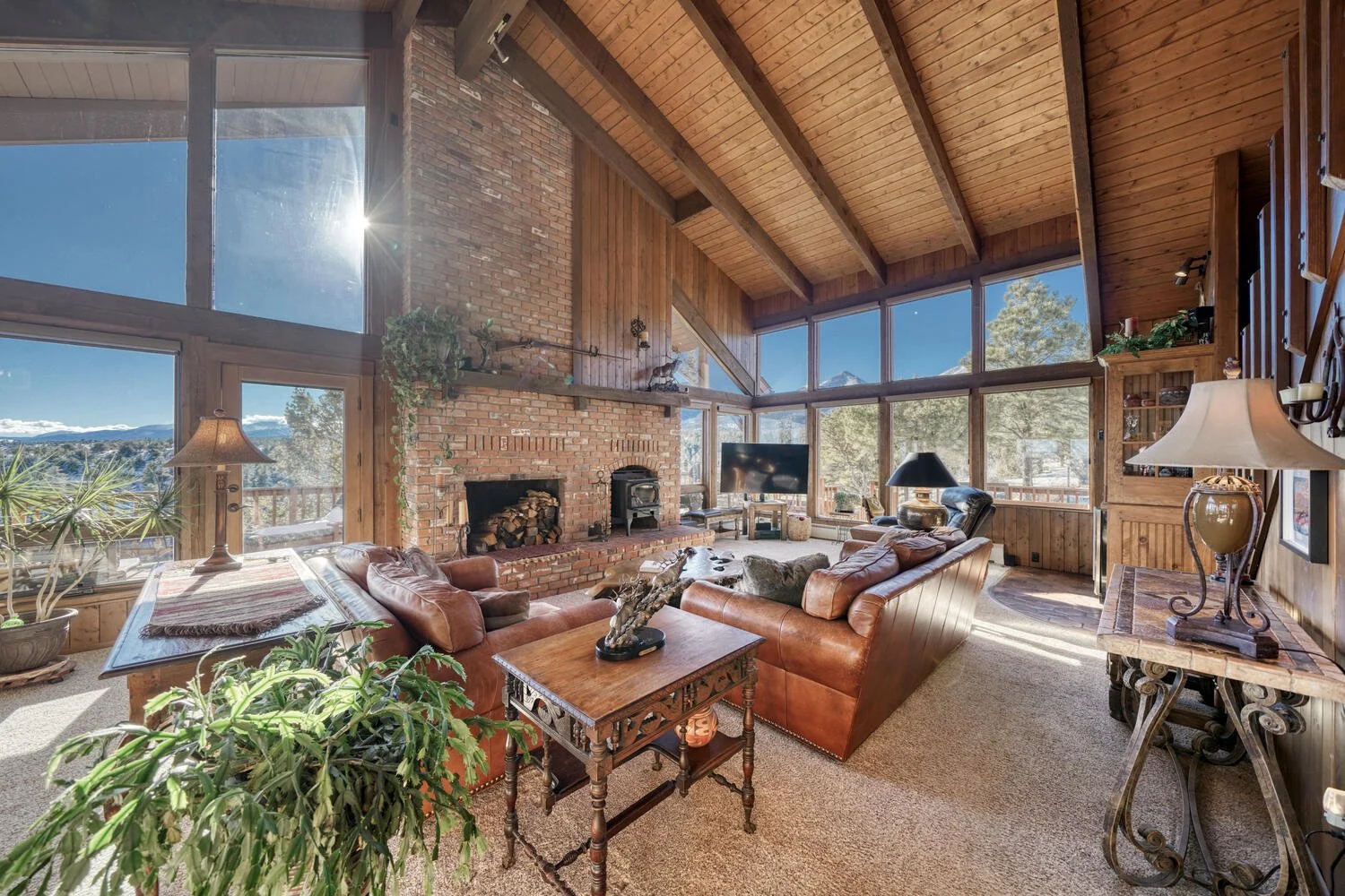 13400 Dry Gulch Rd Nathrop CO-large-053-133-Living Room-1500x1000-72dpi.jpg