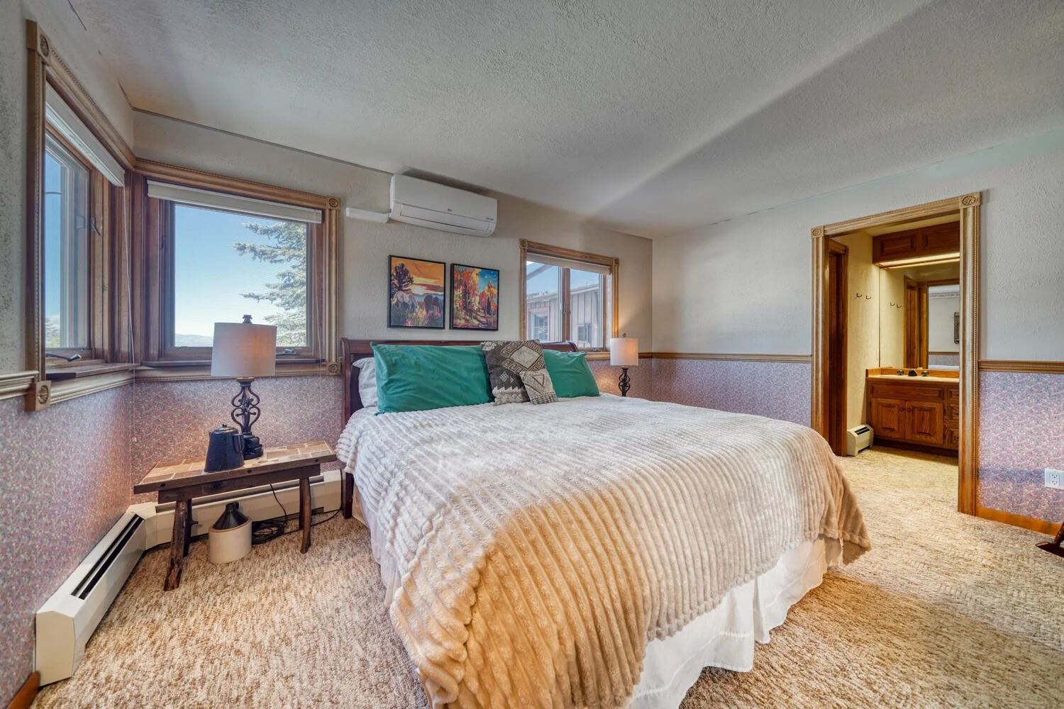 13400 Dry Gulch Rd Nathrop CO-large-080-020-Primary Bedroom-1500x1000-72dpi.jpg