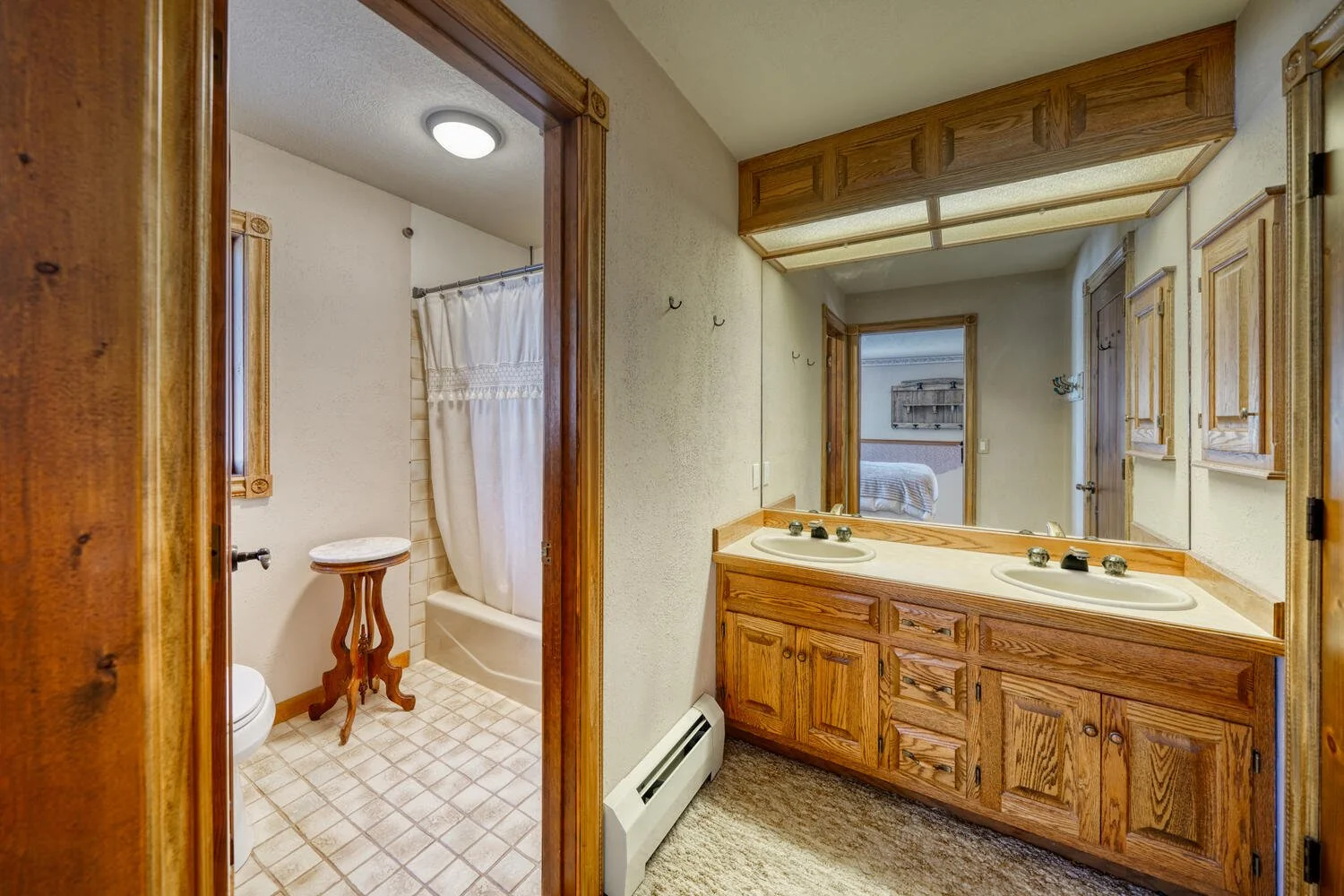 13400 Dry Gulch Rd Nathrop CO-large-083-045-Primary Bathroom-1500x1000-72dpi.jpg