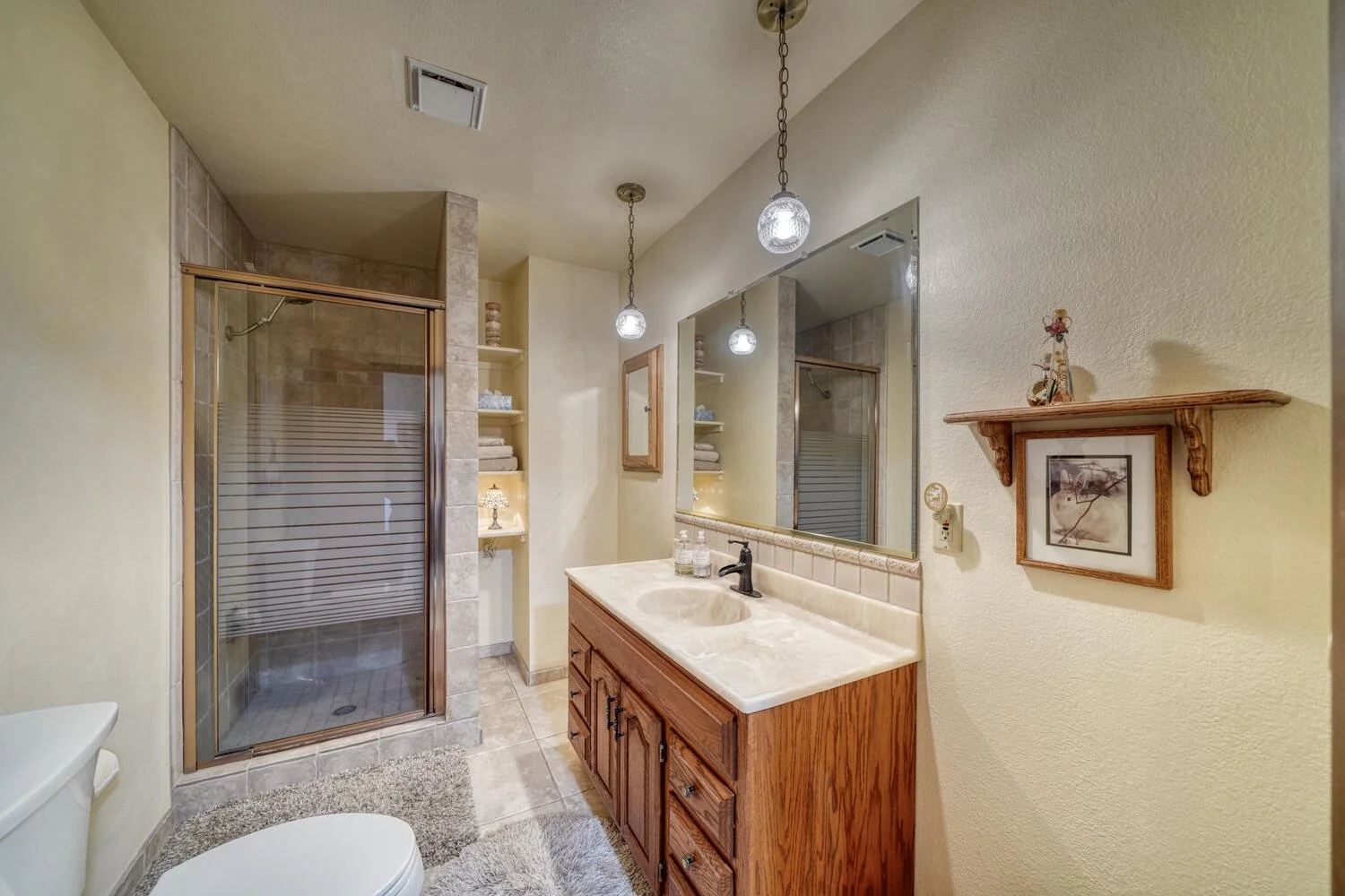 13400 Dry Gulch Rd Nathrop CO-large-091-159-Guest Bathroom-1500x1000-72dpi.jpg