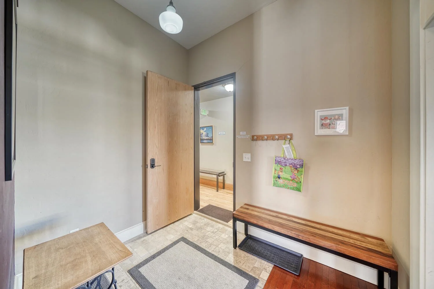 139 W 1st St Unit E Salida CO-large-006-005-Foyer-1500x1000-72dpi.jpg