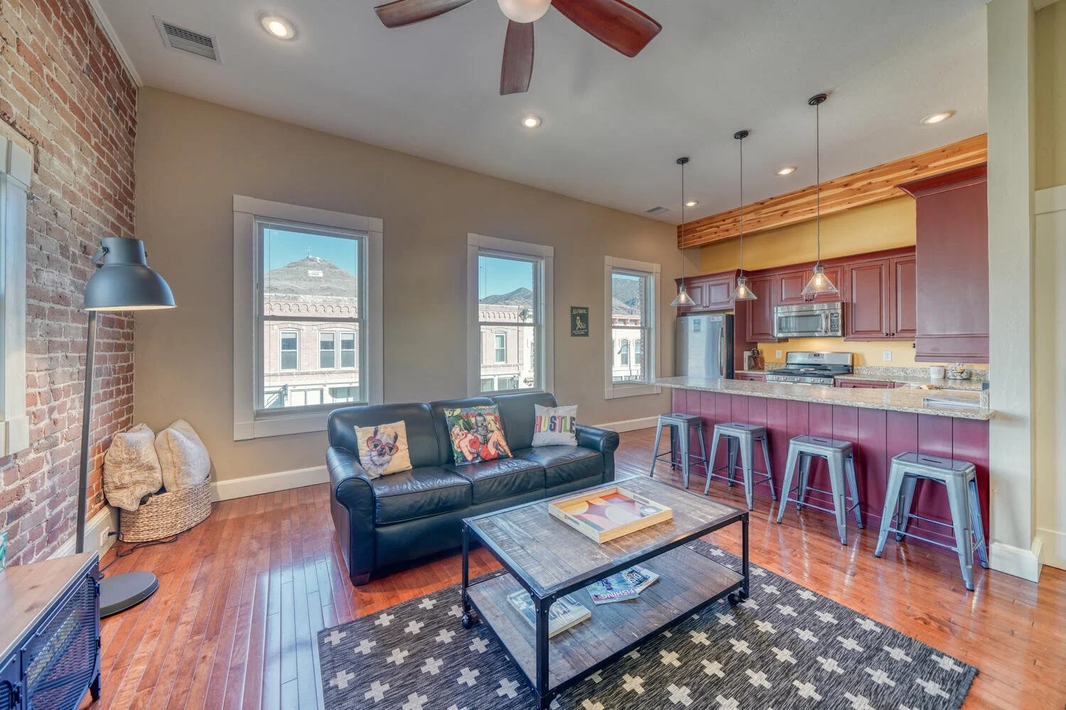 139 W 1st St Unit E Salida CO-large-009-017-Living Room-1500x1000-72dpi.jpg