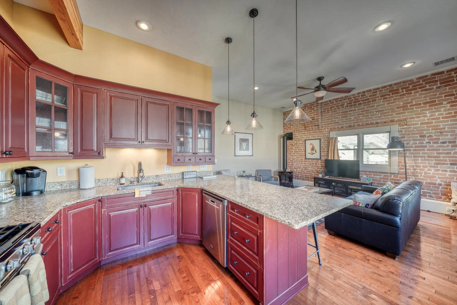 Just listed in downtown Salida! 2-bedroom condo with S Mountain views, two blocks from the Arkansas River, and within steps of dining, shopping and the Arkansas River. Fully furnished, strong STR history, and right in the heart of everything.

Click 