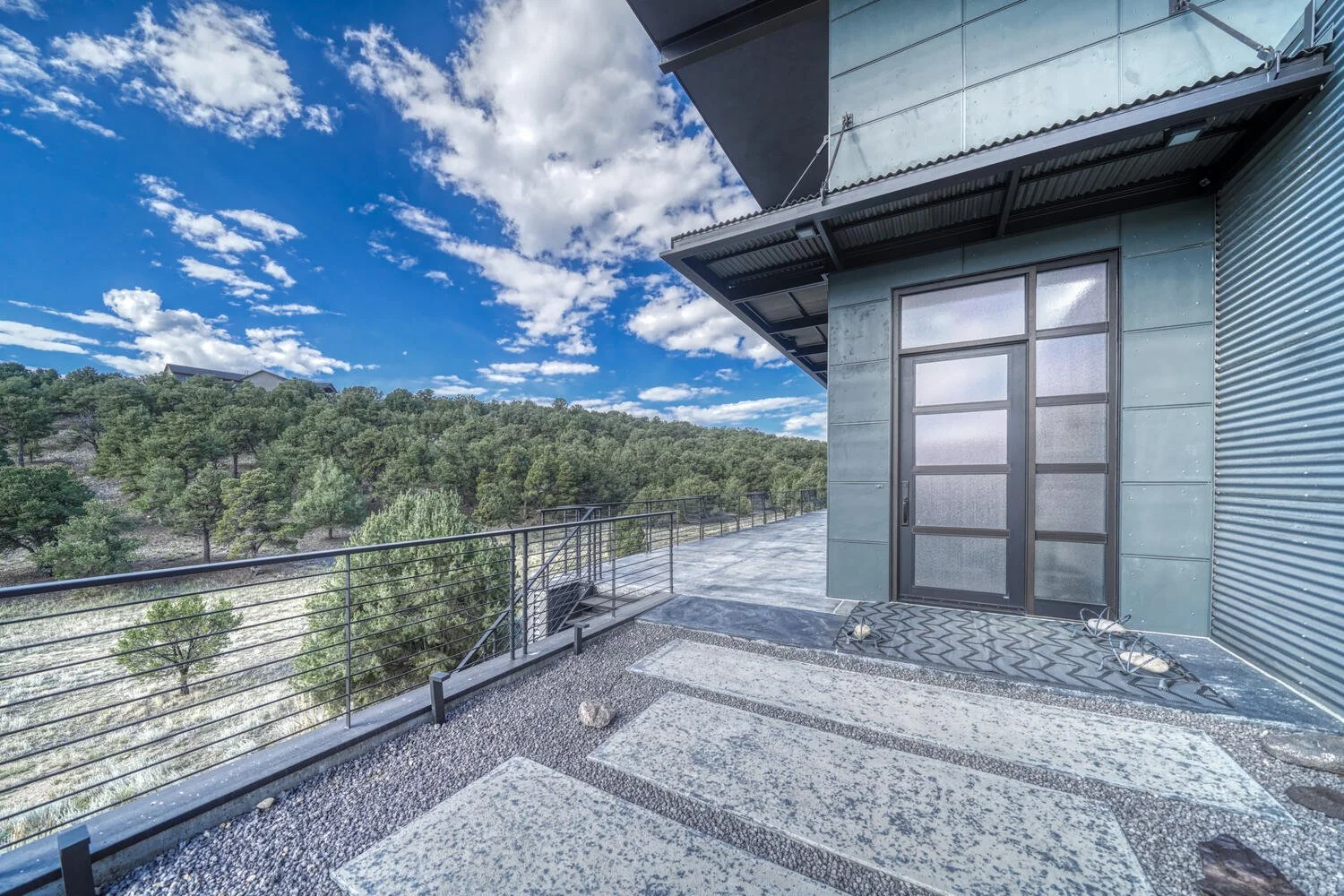 Front Entry-026-042-1500x1000.jpg