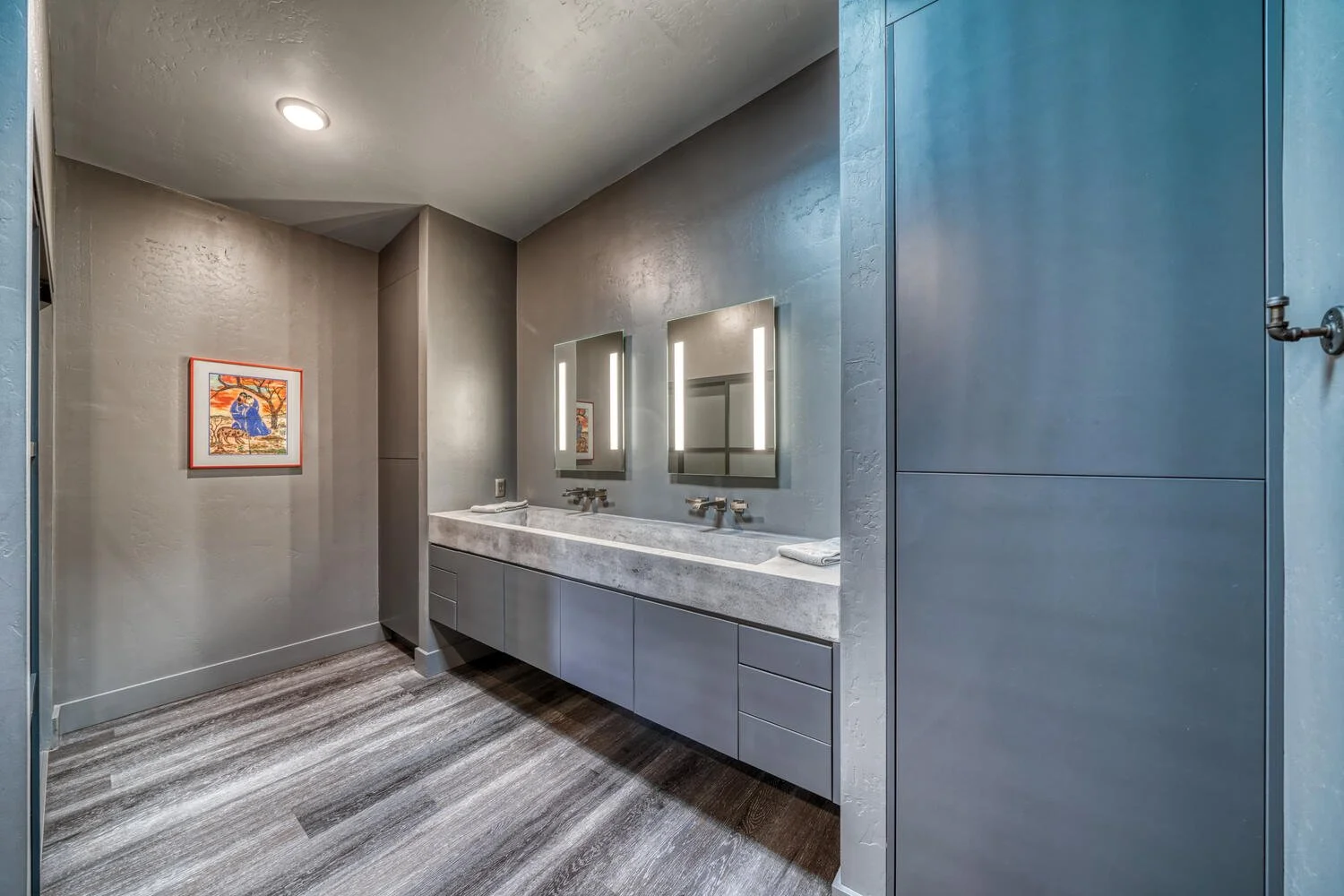 Primary Bathroom-046-043-1500x1000.jpg