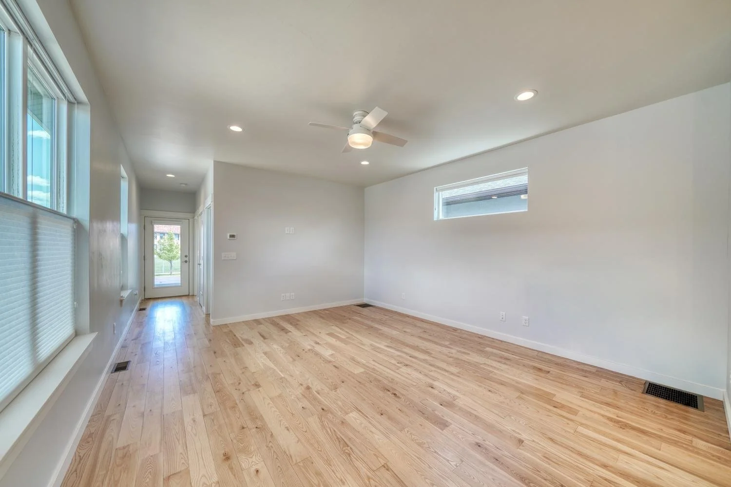 027-038-Living Room-1500x1000.jpg