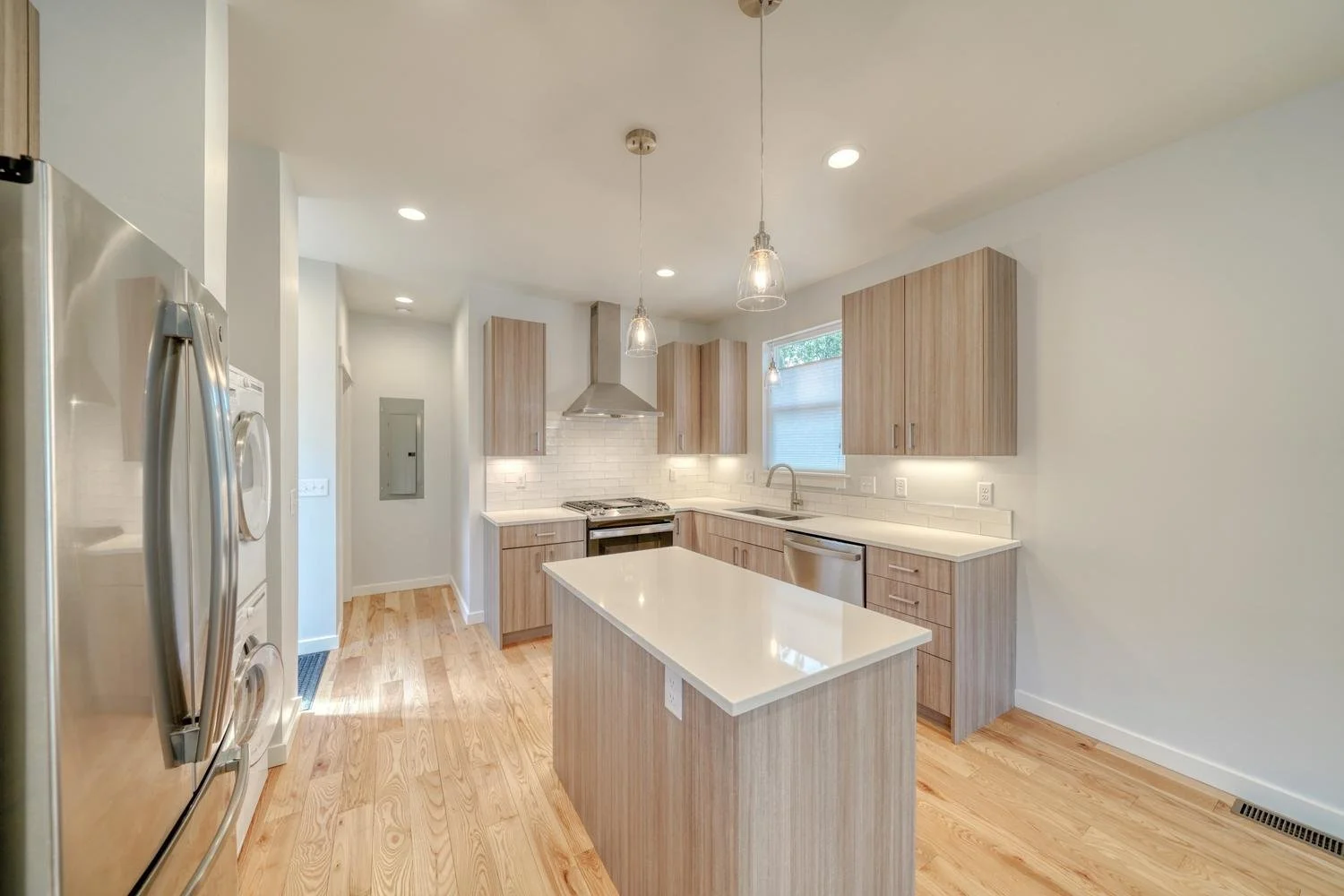 044-019-Kitchen-1500x1000.jpg