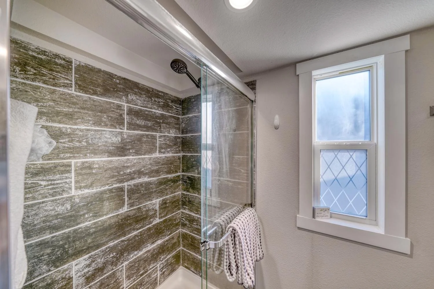 017-003-Bathroom-1500x1000.jpg