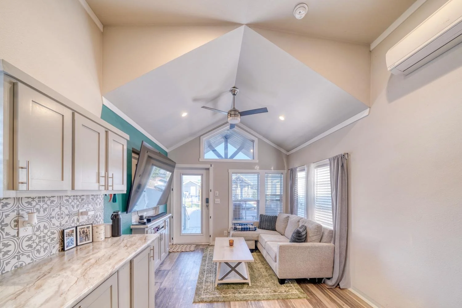 018-016-Living Room-1500x1000.jpg