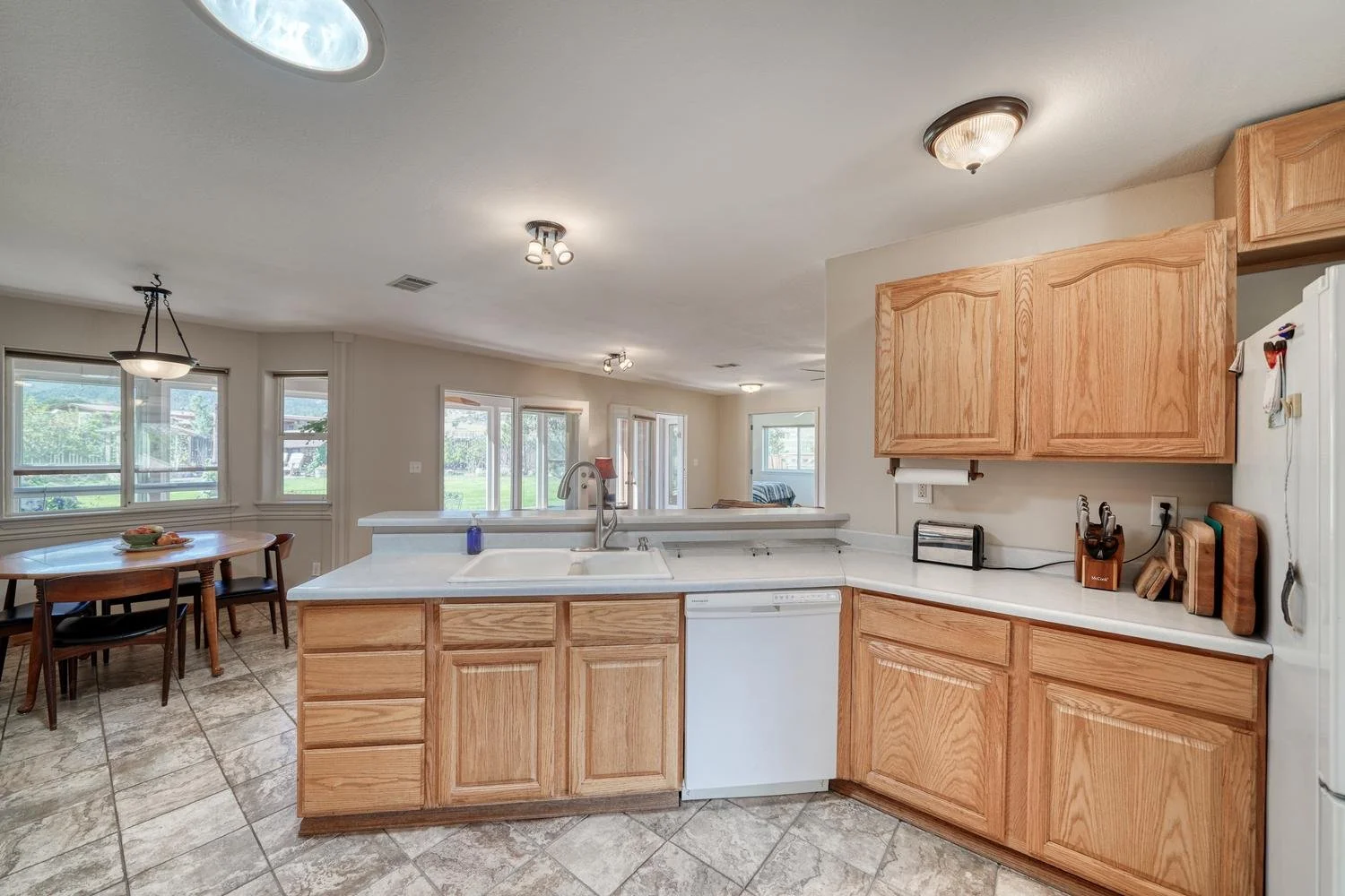 035-020-Kitchen-1500x1000.jpg