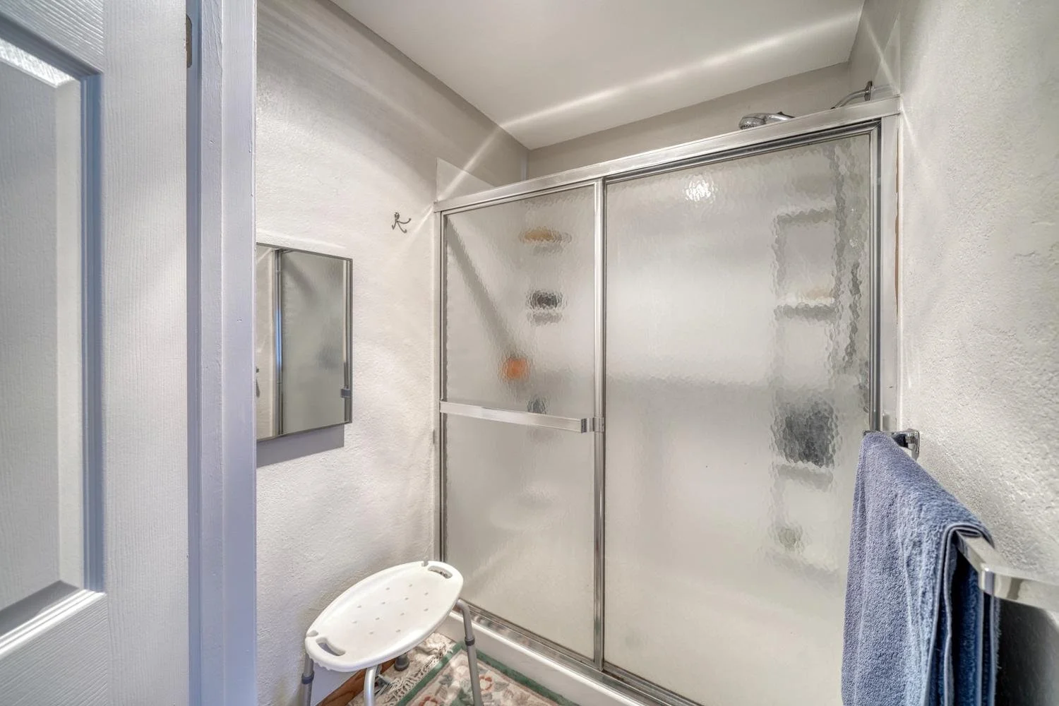 040-014-Primary Bathroom-1500x1000.jpg