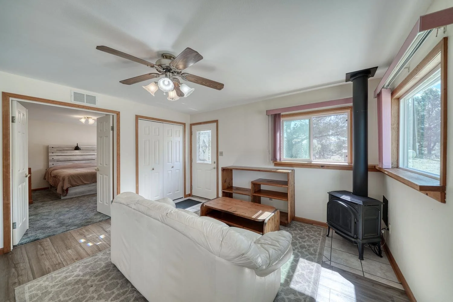 061-042-Living Room-1500x1000.jpg