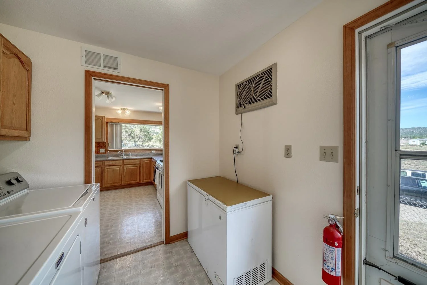 069-063-Mudroom-1500x1000.jpg