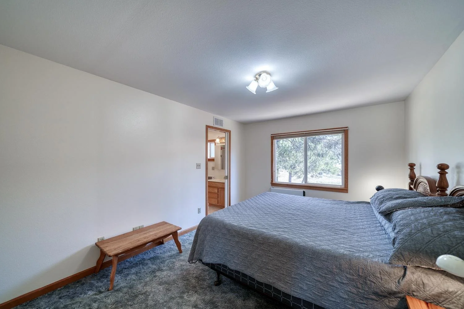 073-062-Bedroom-1500x1000.jpg