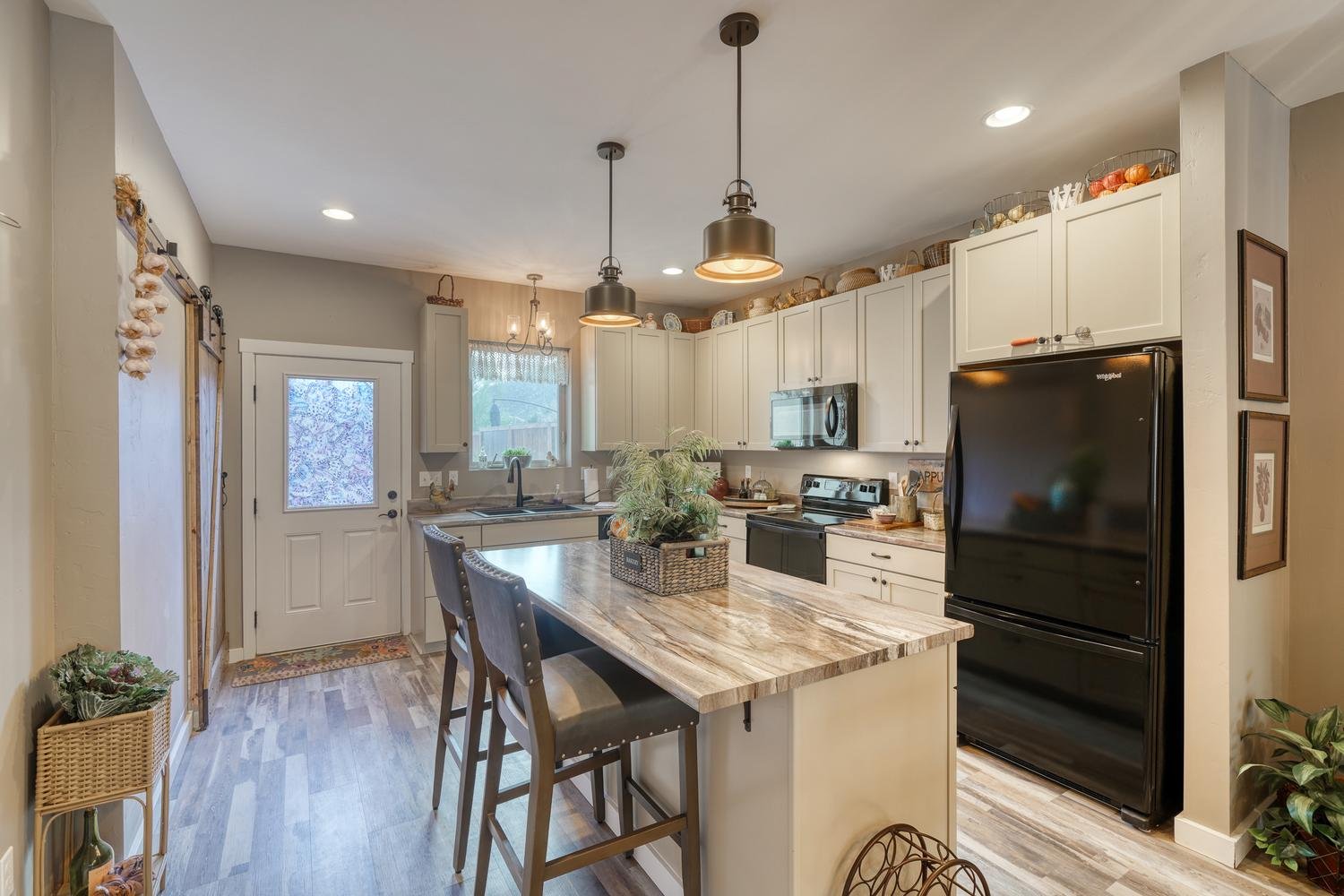 011-022-Kitchen-1500x1000.jpg