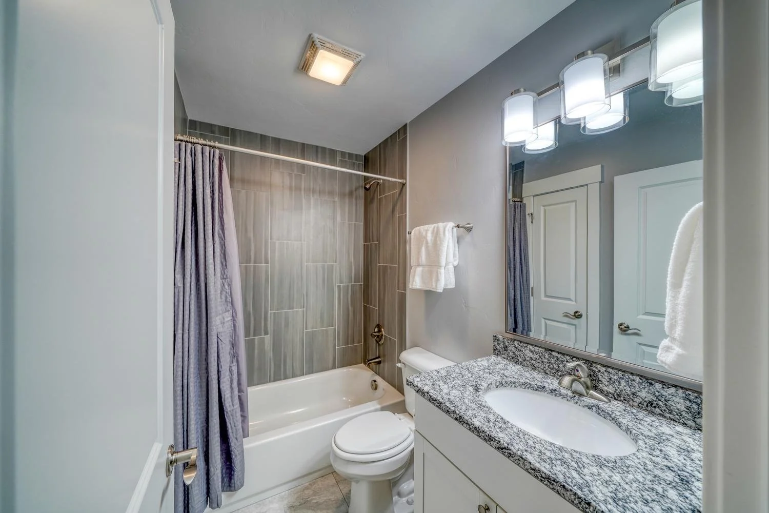 103 Rae Court Buena Vista CO 22 bathroom.jpg