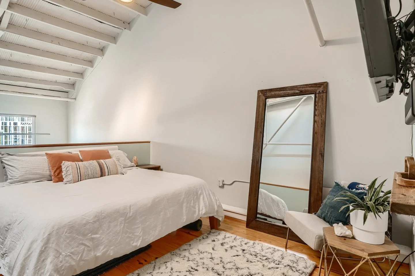 19 2nd Floor Primary Bedroom.jpeg