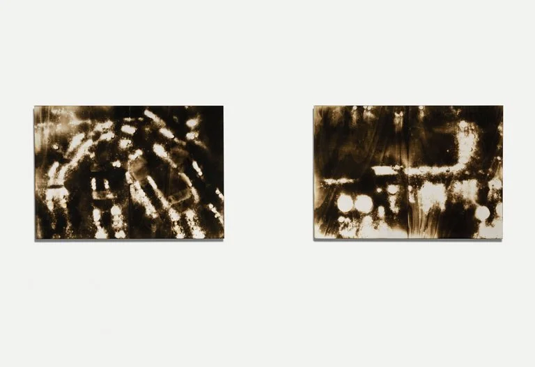 je 60 x 84 cm