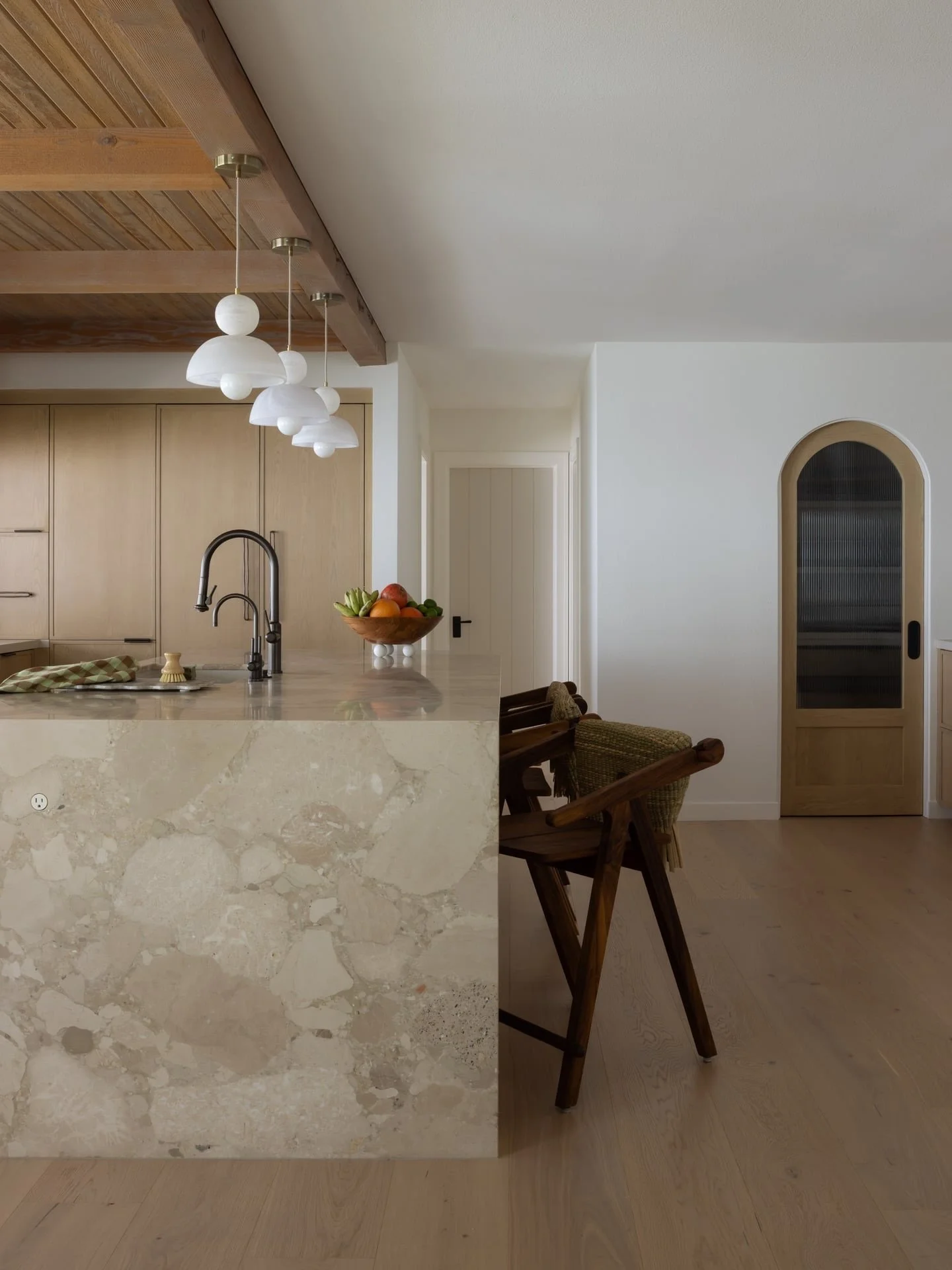 A first glimpse of Casa Redmond.

Designed for a family whose days revolve around surf checks, time with friends, and frequent escapes to Mexico, this remodel is layered with organic materials, playful moments of color, and spaces built for entertain