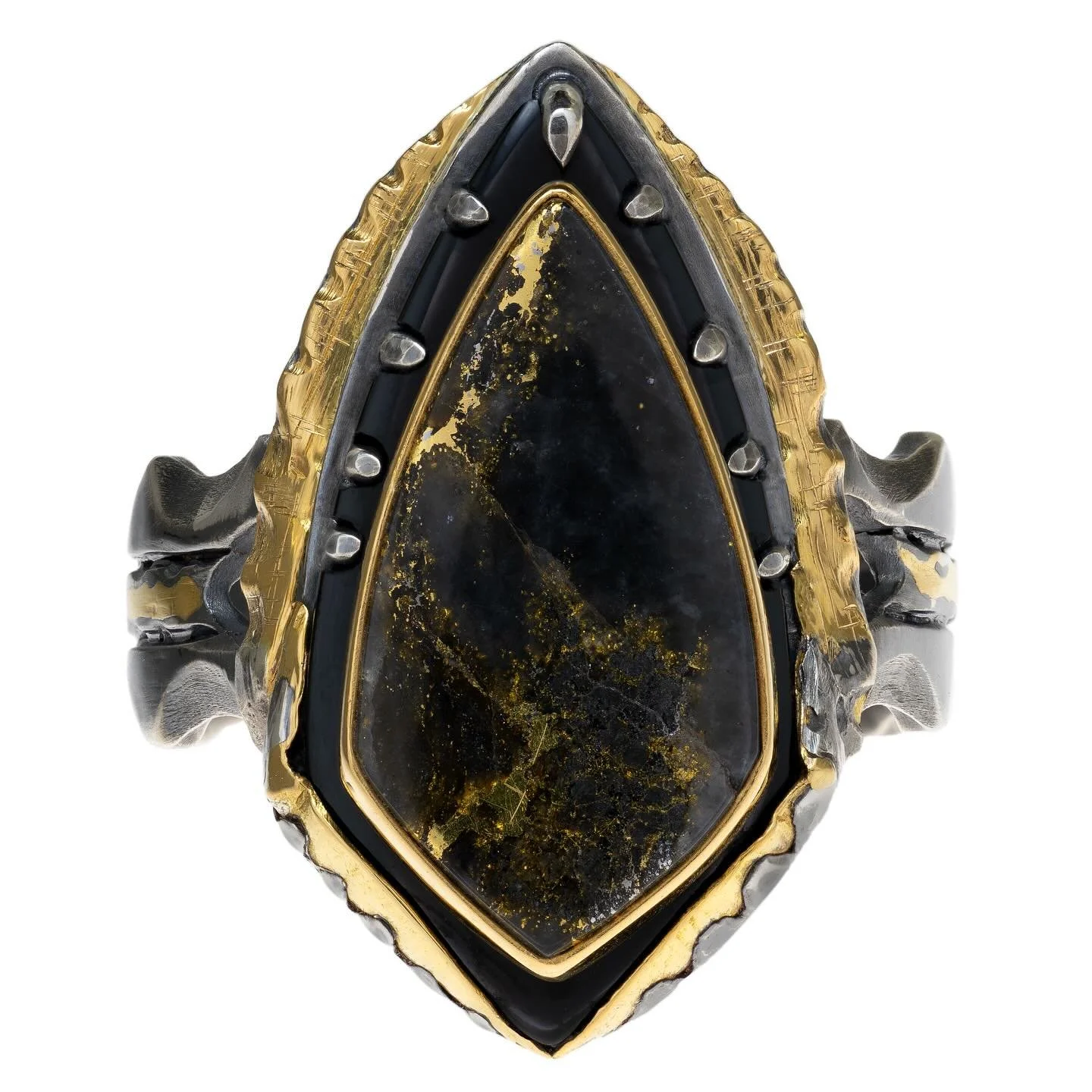 Bezel and Prong Ring: 22k, Sterling Silver, Gold Matrix in Quartz, Black Jade (Edward&rsquo;s mine)

#antilliondesigns #coloradometalsmith #coloradoartist #jewelryofinstagram #artistofinstagram #metalsmith #goldsmith #silversmith #lapidary  #handcuts