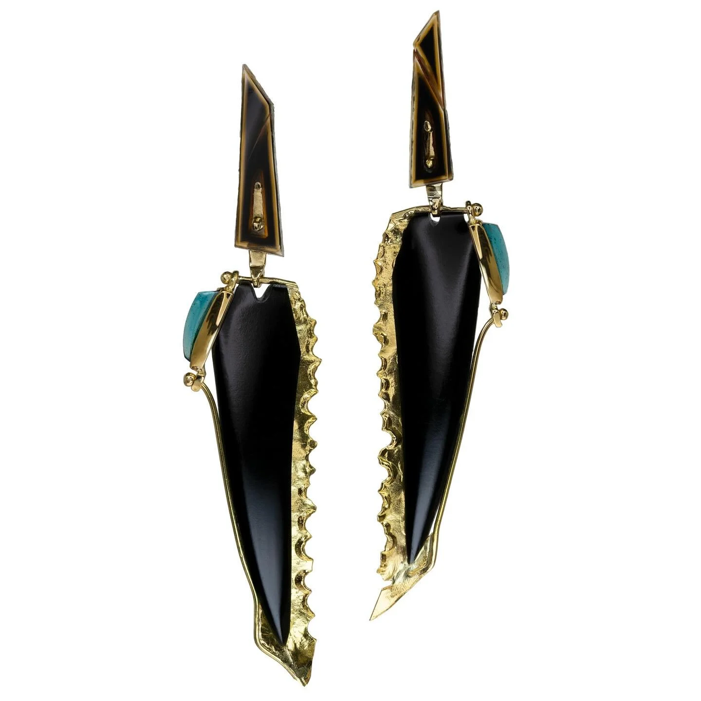 Feather Series Earrings # 2
22k, 18k, polyhedral Agate, Ancient Roman Glass &ldquo;Edwards Mine&rdquo; Black Jade (hand carved)

#antilliondesigns #coloradometalsmith #coloradoartist #jewelryofinstagram #artistofinstagram #metalsmith #goldsmith #silv