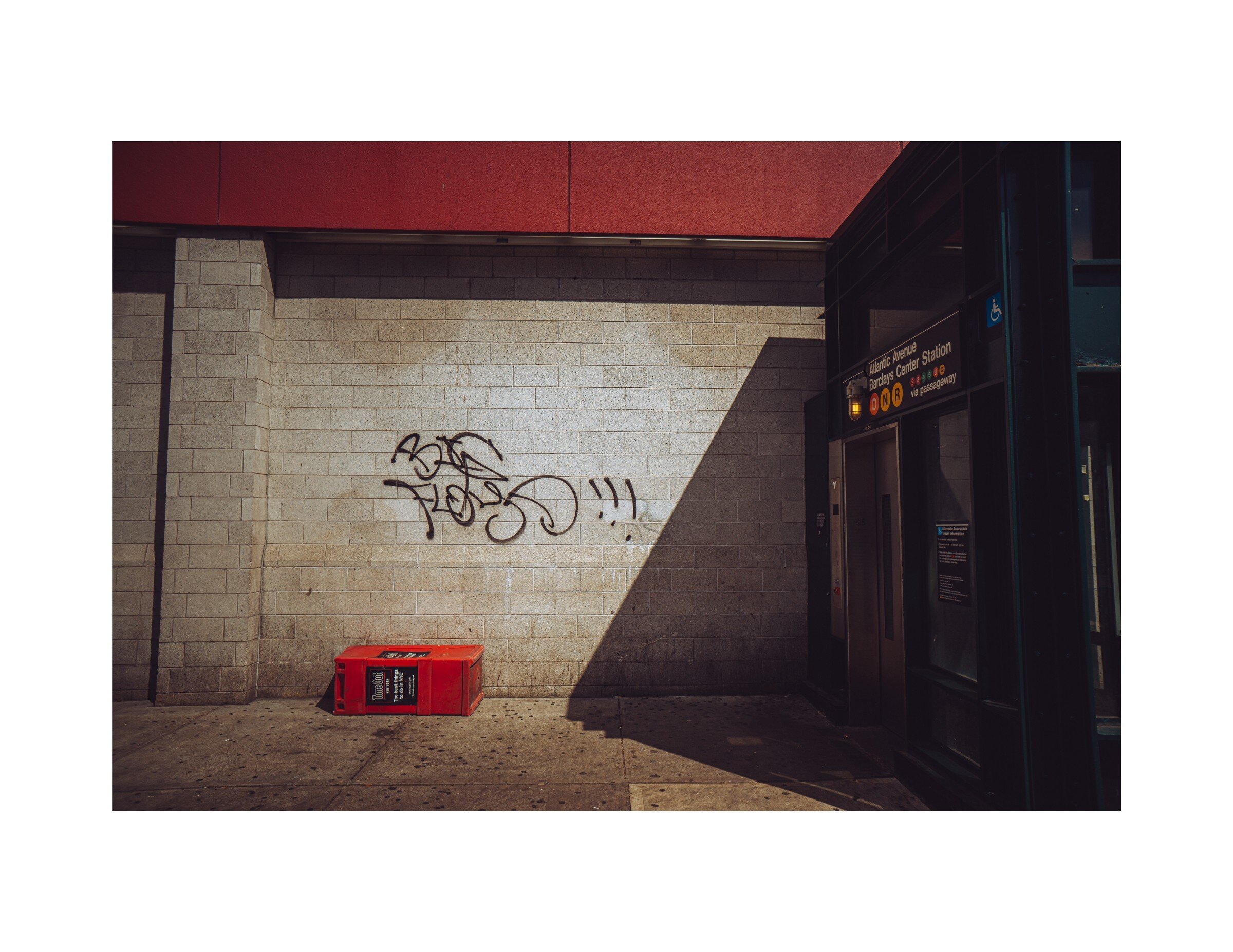  Graffiti near Barclays Center in remembrance of George Floyd following a night of protests and rioting. 